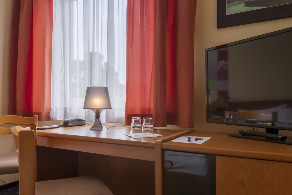 Hotel Britz Berlin Exteriör bild
