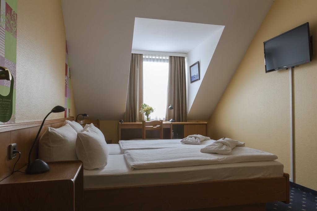 Hotel Britz Berlin Exteriör bild